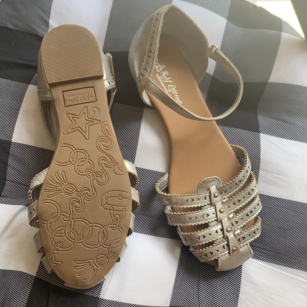 Bundle Shoes - Picture 7 of 7